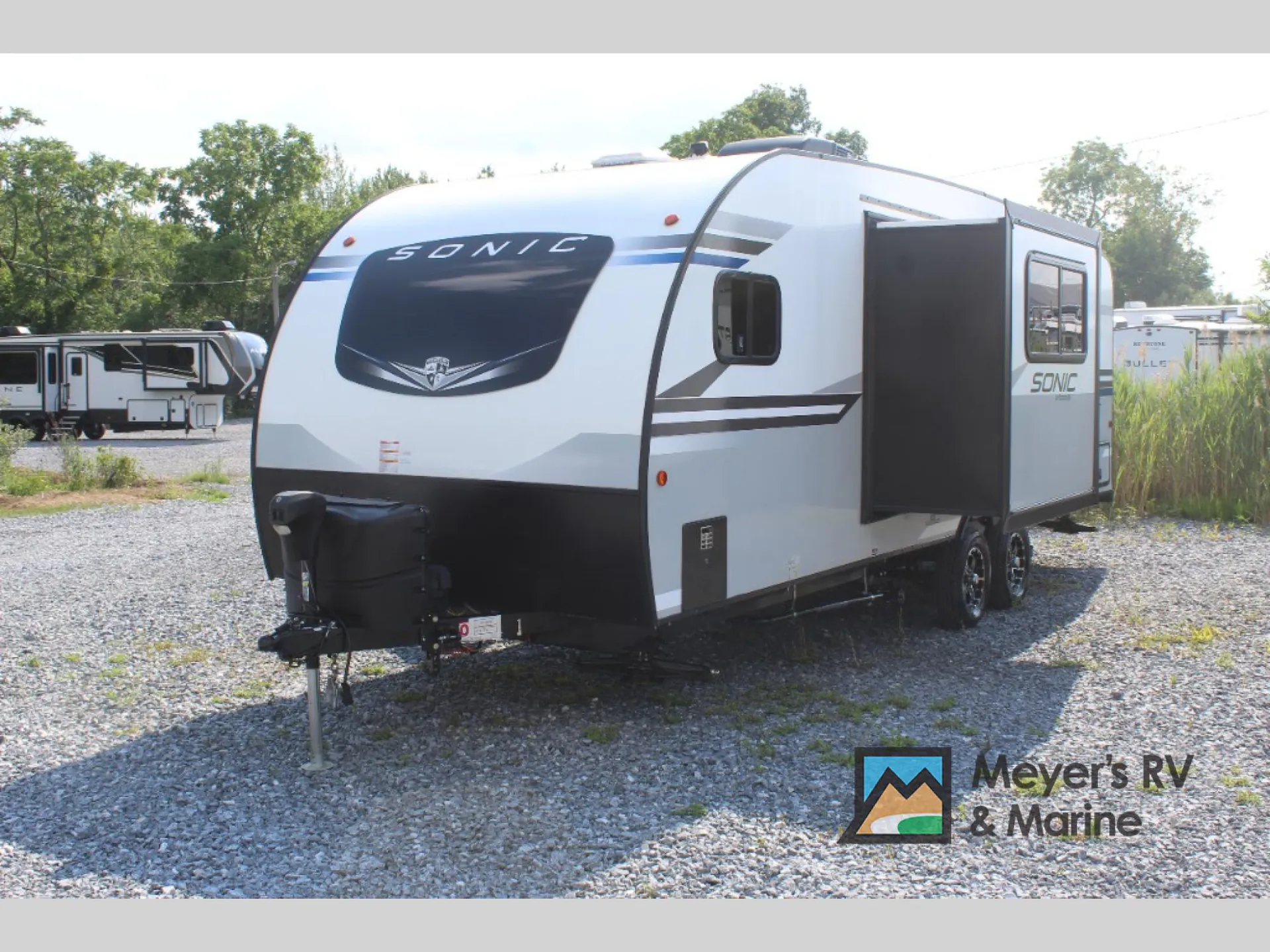 2022 Venture RV Sonic SN241VFK - Photo 3