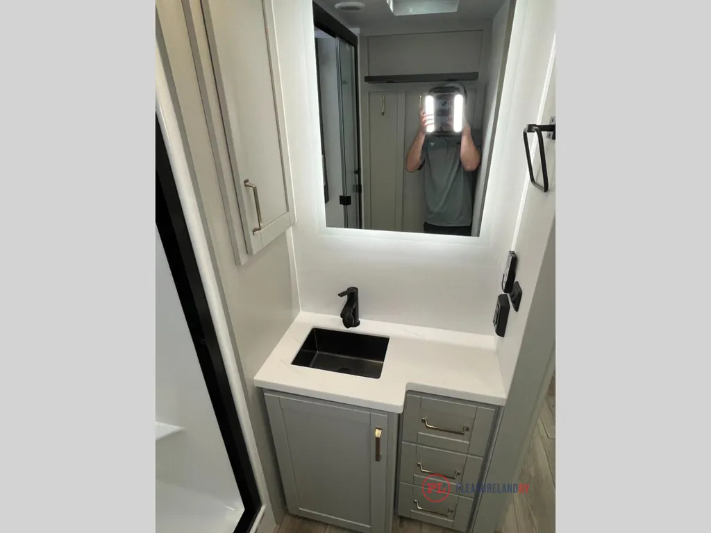 2026 Brinkley Model Z Air 297, Photos photo 23