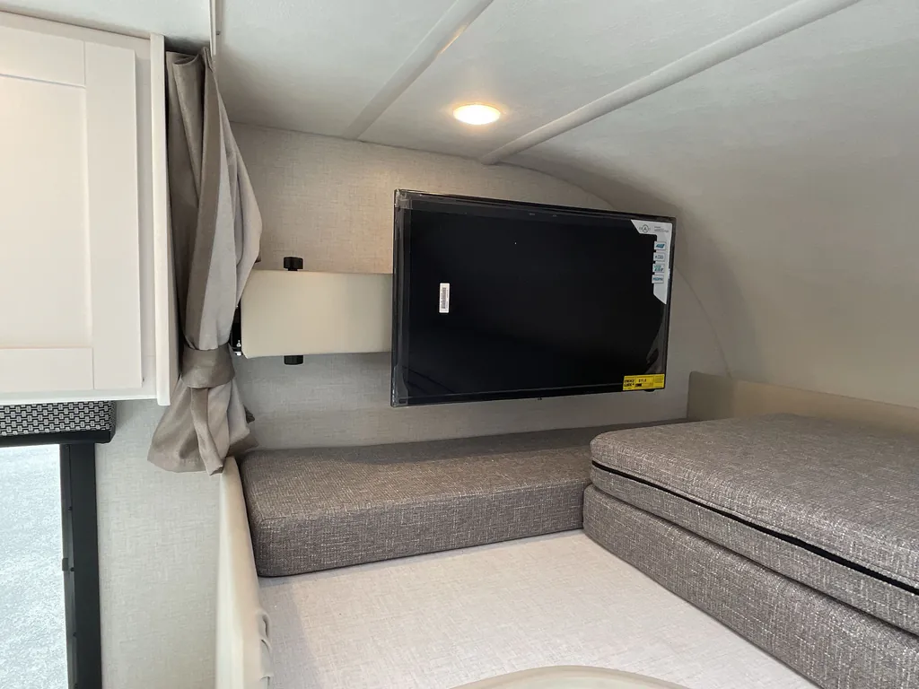 2026 Thor Motor Coach Freedom Elite 28HZ, Photos photo 12