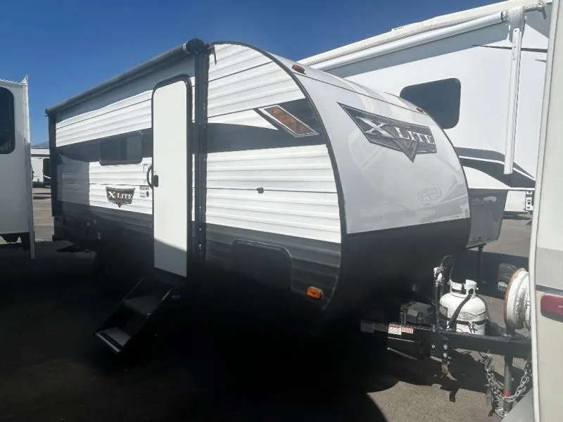 2024 Forest River Wildwood FSX 175BHLE - Photo 2
