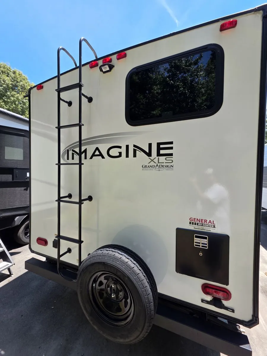 2023 Grand Design Imagine XLS 21BHE - Photo 4