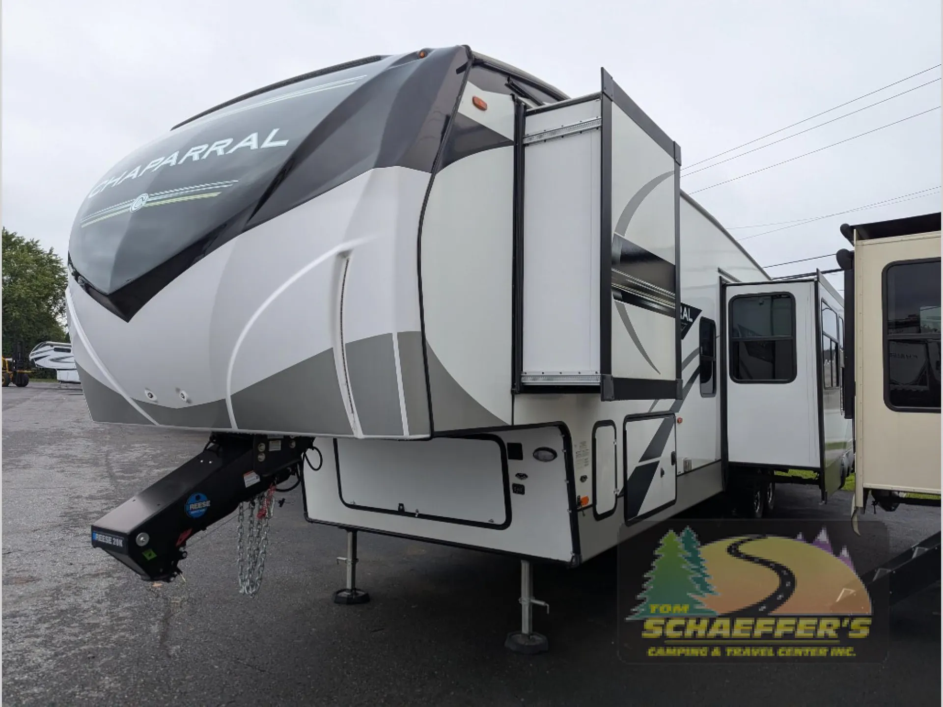 2022 Coachmen Chaparral 367BH - Photo 4