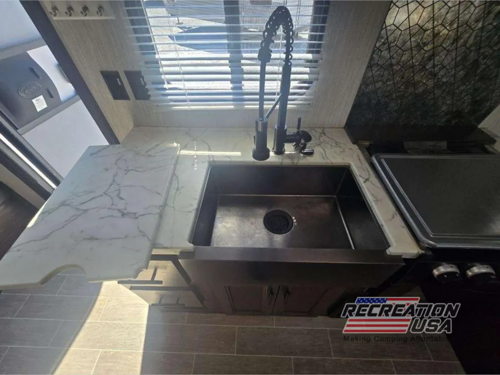 2020 Forest River Cherokee Grey Wolf 19SM, Photos photo 27