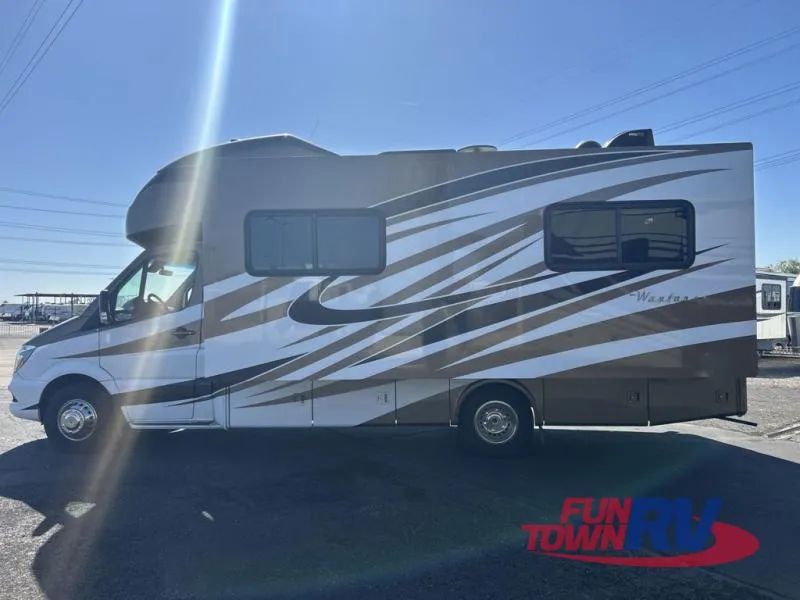 2018 Tiffin Motorhomes Wayfarer Used    24 QW - Photo 4