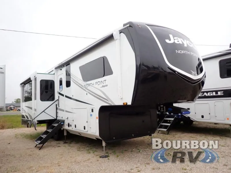 2026 Jayco North Point 310RLTS - Photo 2