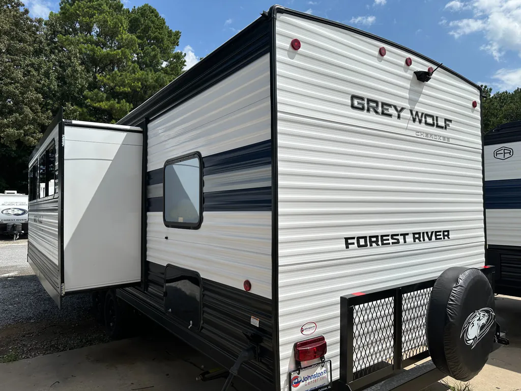 2027 Forest River Cherokee Grey Wolf 29QB, Photos photo 5
