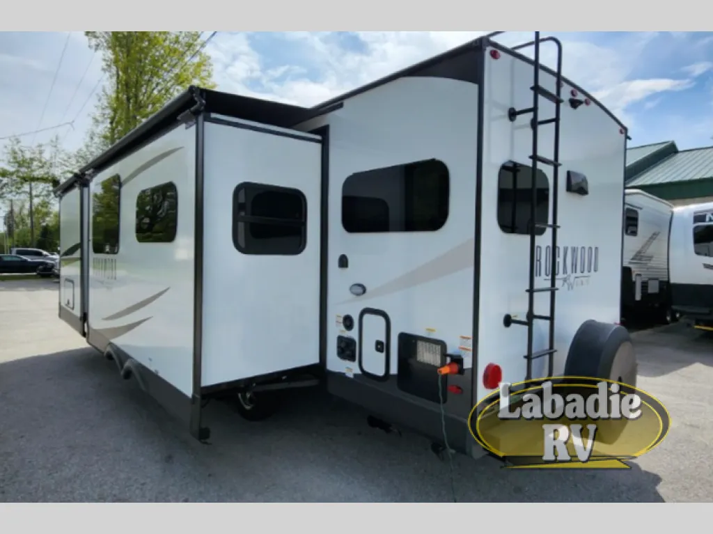 2024 Forest River Rockwood Ultra Lite 2614BS - Photo 4