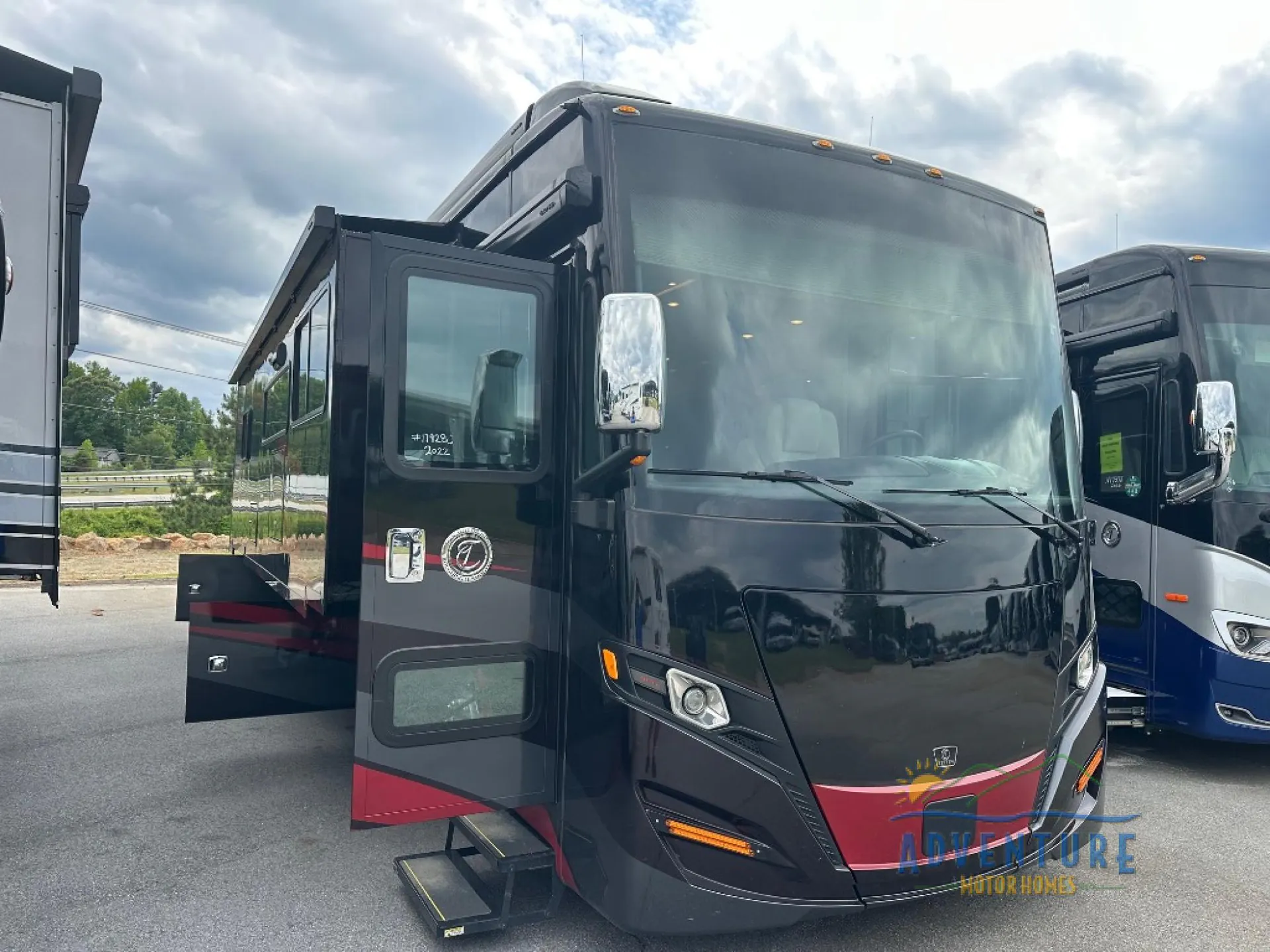 2022 Tiffin Allegro Red 360 37 BA - Photo 4
