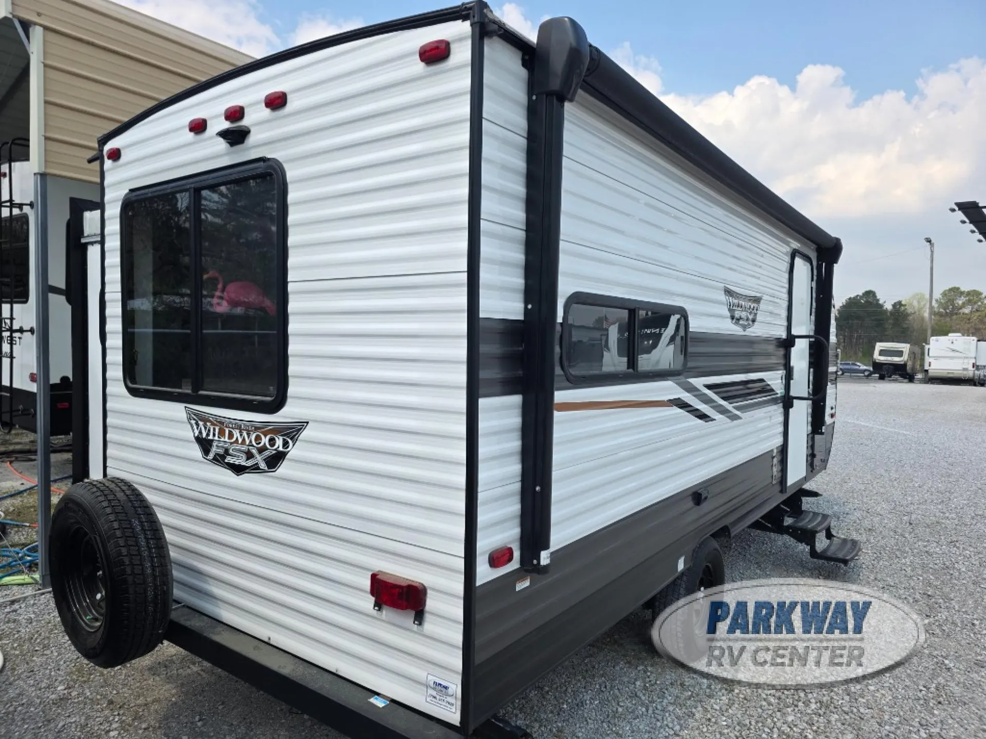 2022 Forest River Wildwood FSX 169RSK — Photo 5