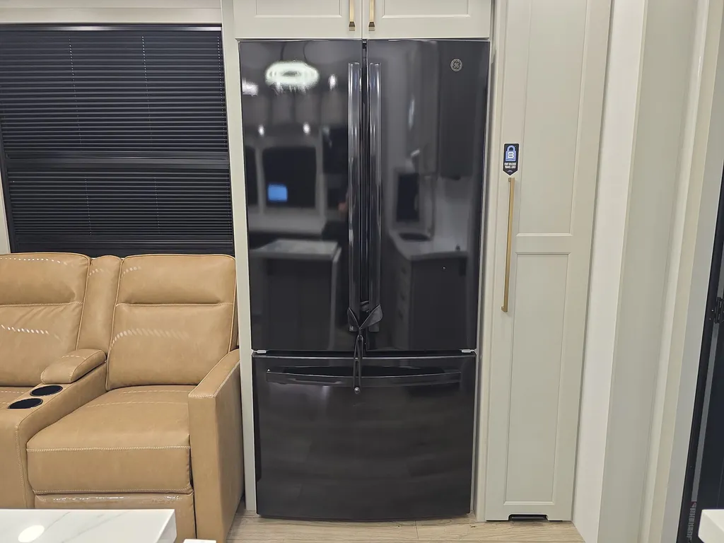 2026 Brinkley Model G 3520, Photos photo 20