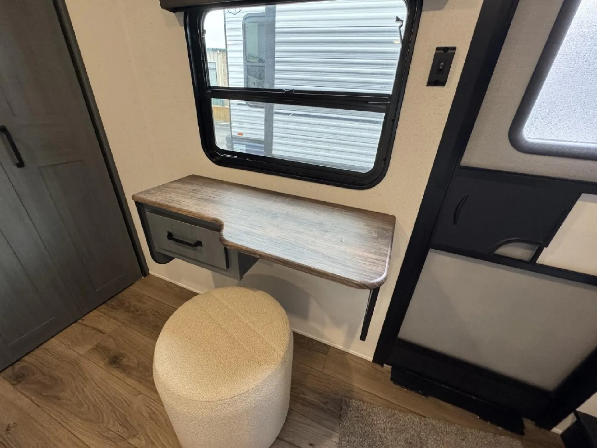 2027 Forest River Puma Vista 401RLFT — Photo 7