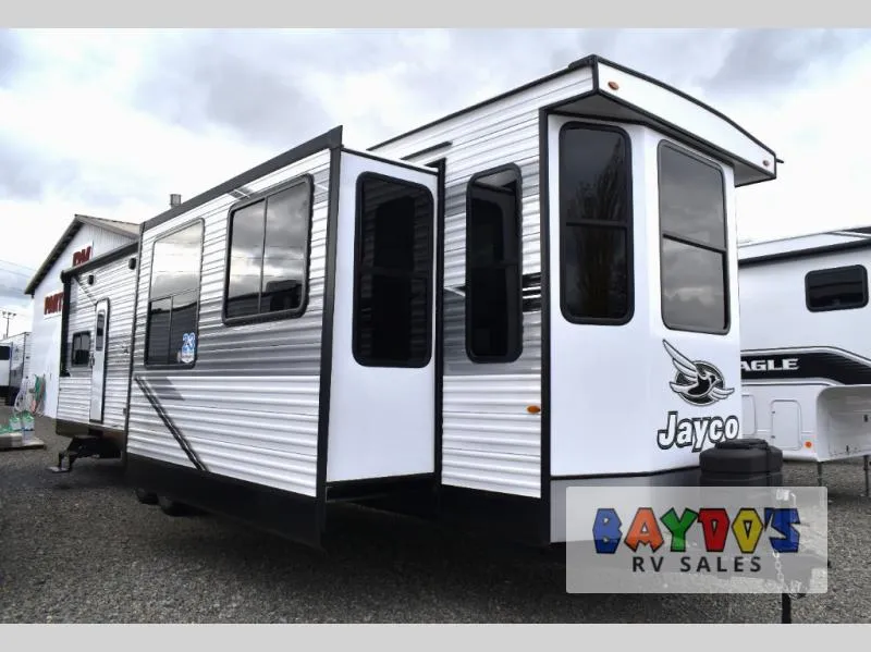 2026 Jayco Jay Flight Bungalow 401FLTS DS - Photo 2
