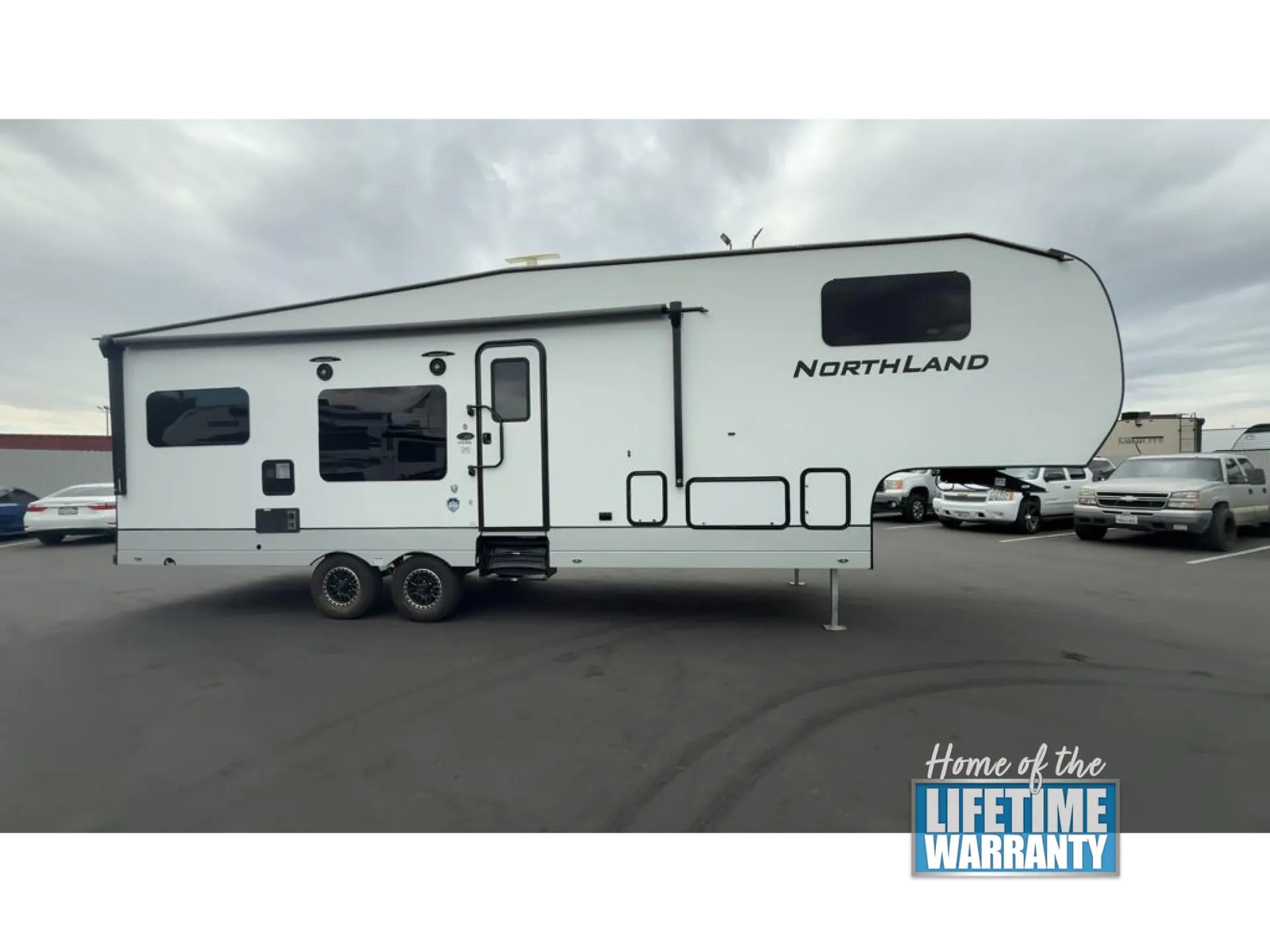 2024 Genesis Supreme Northland Limited 315RKS - Photo 4