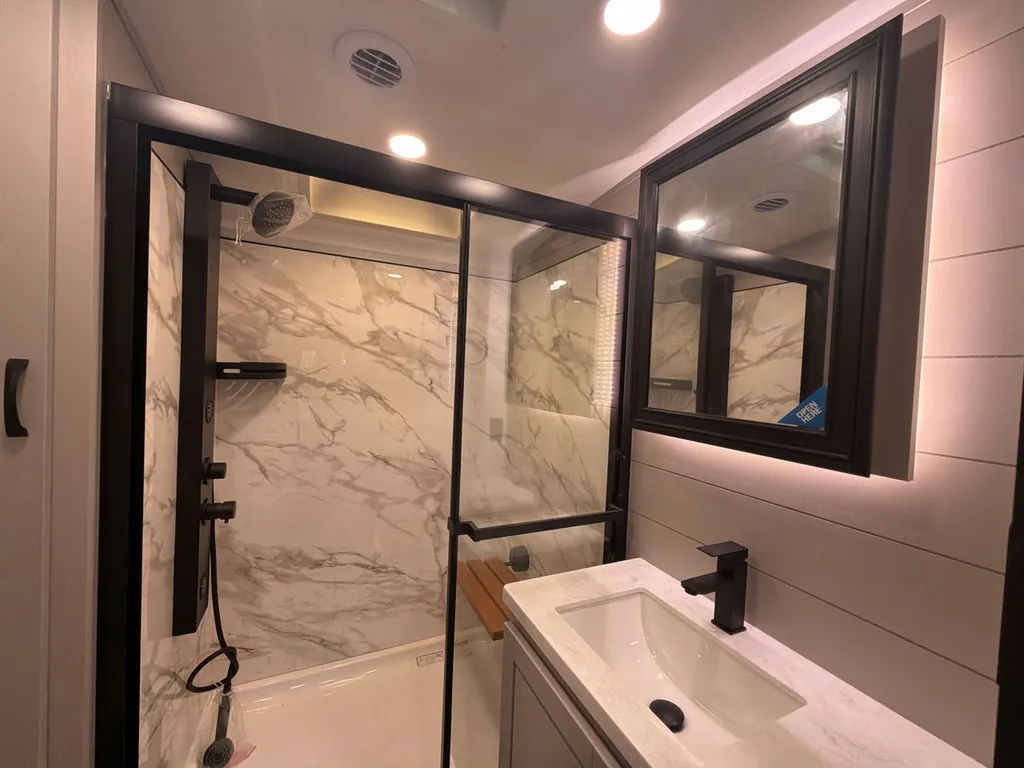 2026 Jayco North Point 395DSDB, Photos photo 9