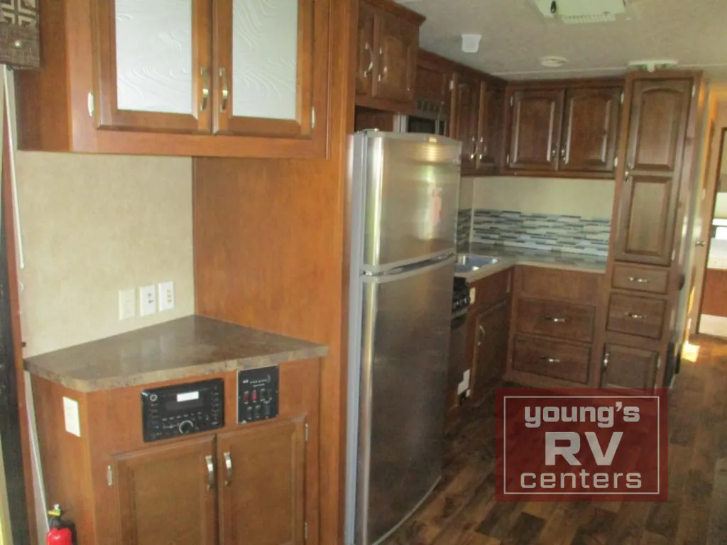 2016 Forest River Salem Villa 353FLFB, Photos photo 10