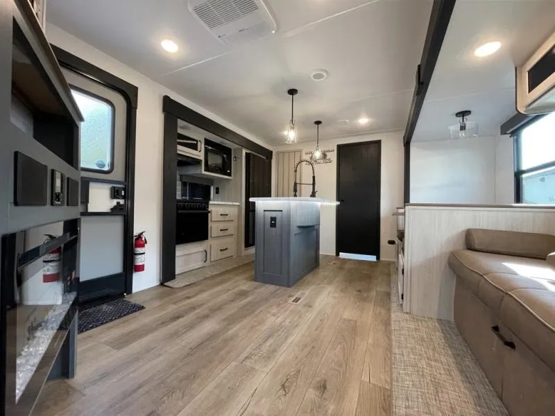 2027 Forest River Puma 32BHFS - Photo 4