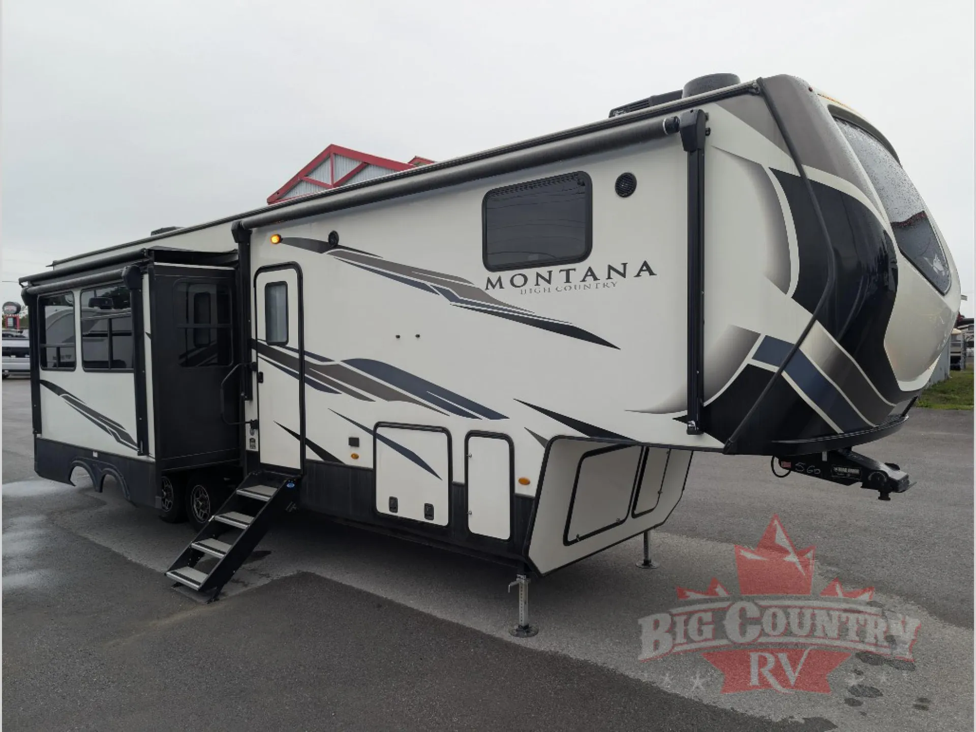 2021 Keystone Montana High Country 334BH - Photo 2