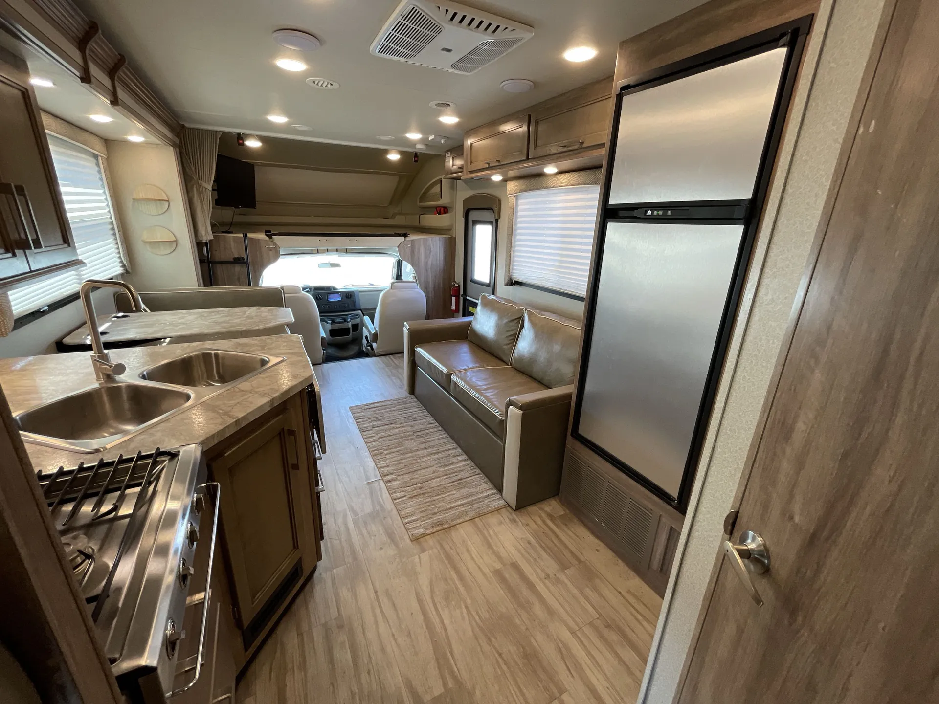 2019 Entegra Coach Odyssey 31F — living area main