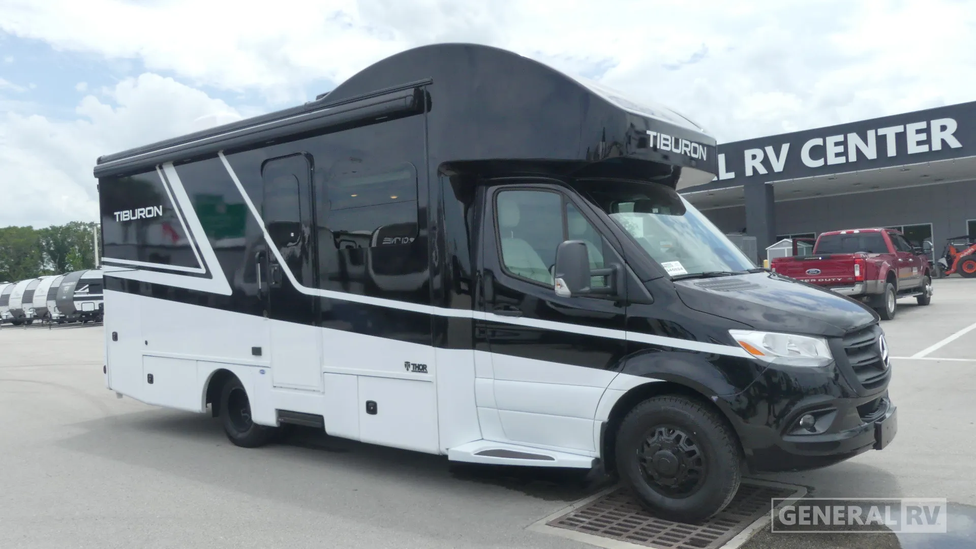 2026 Thor Motor Coach Tiburon Sprinter 24RW - Photo 2