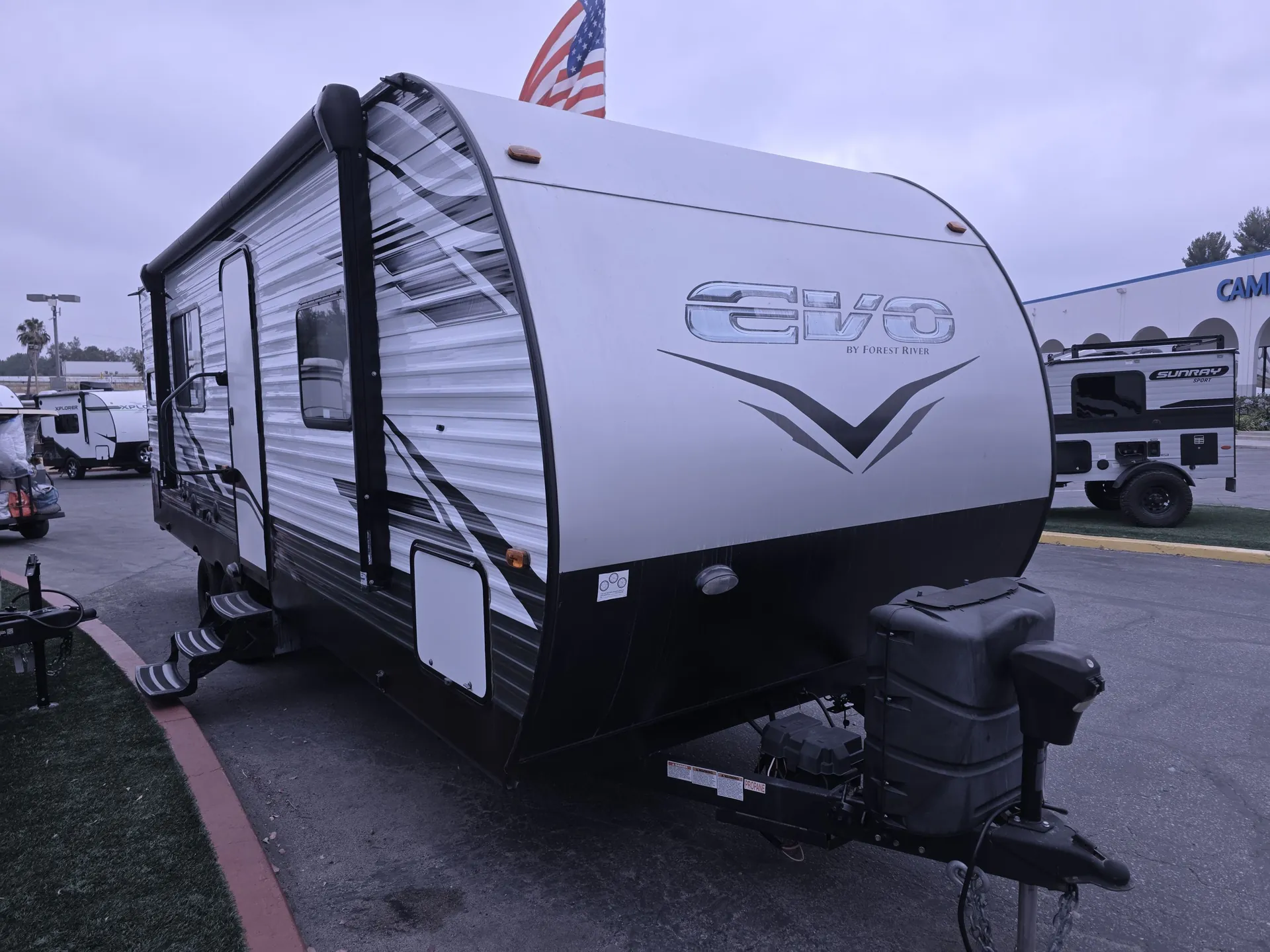 2022 Forest River EVO T2360 - Photo 2