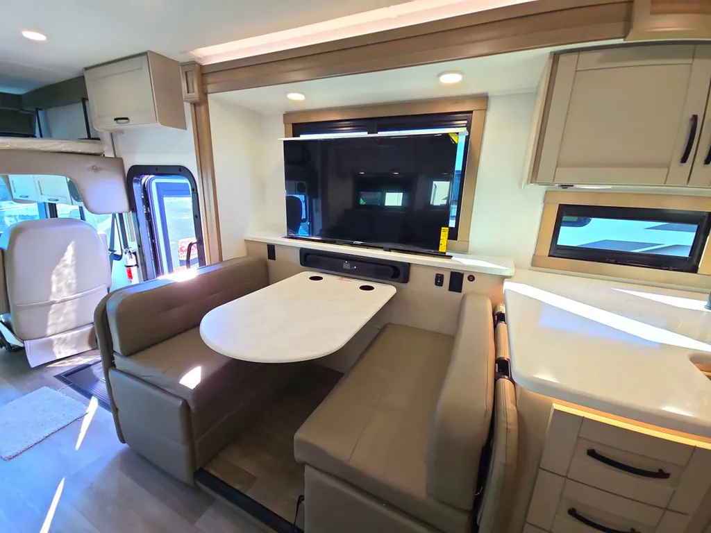 2027 Entegra Coach Vision XL 36C, Photos photo 5