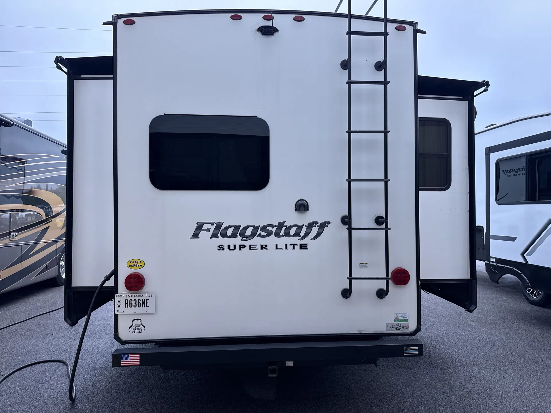 2022 Forest River Flagstaff Super Lite 529RKB — backside