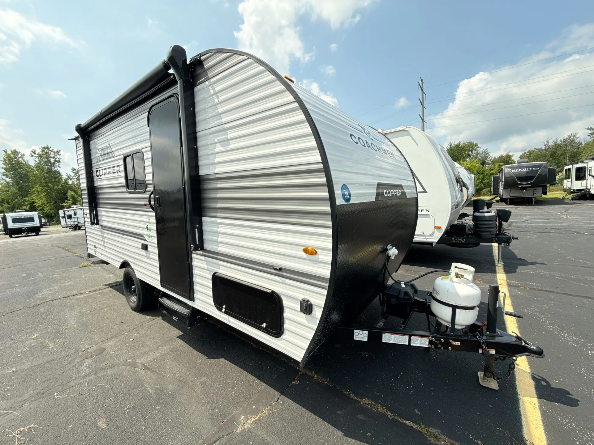2025 Coachmen Clipper 17CBH - Photo 2