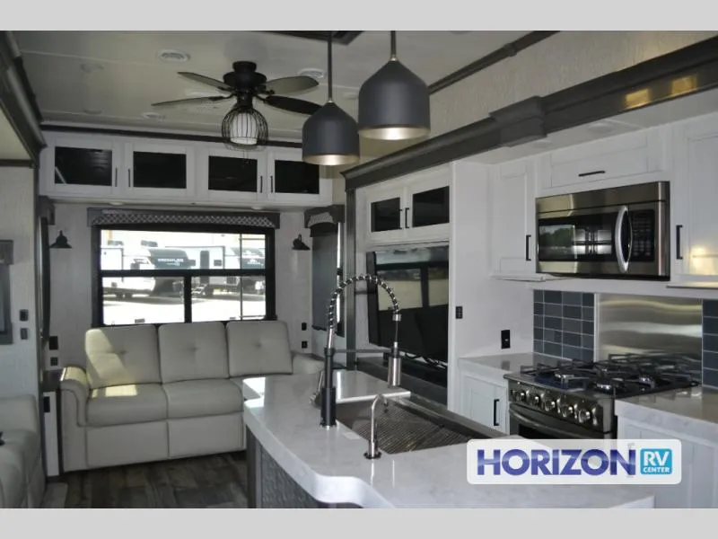 2024 Redwood RV Redwood 3401RL - Photo 4