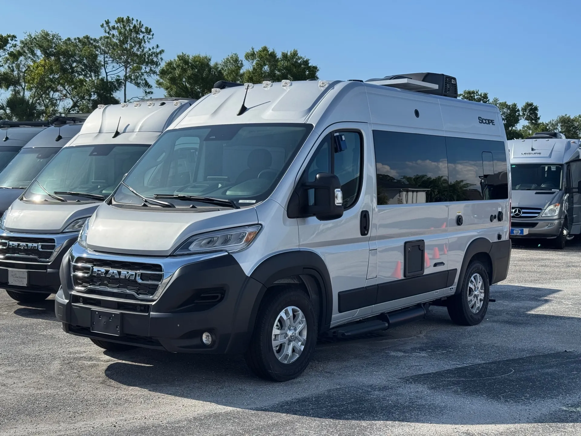 2027 Thor Motor Coach Scope 18G - Photo 3