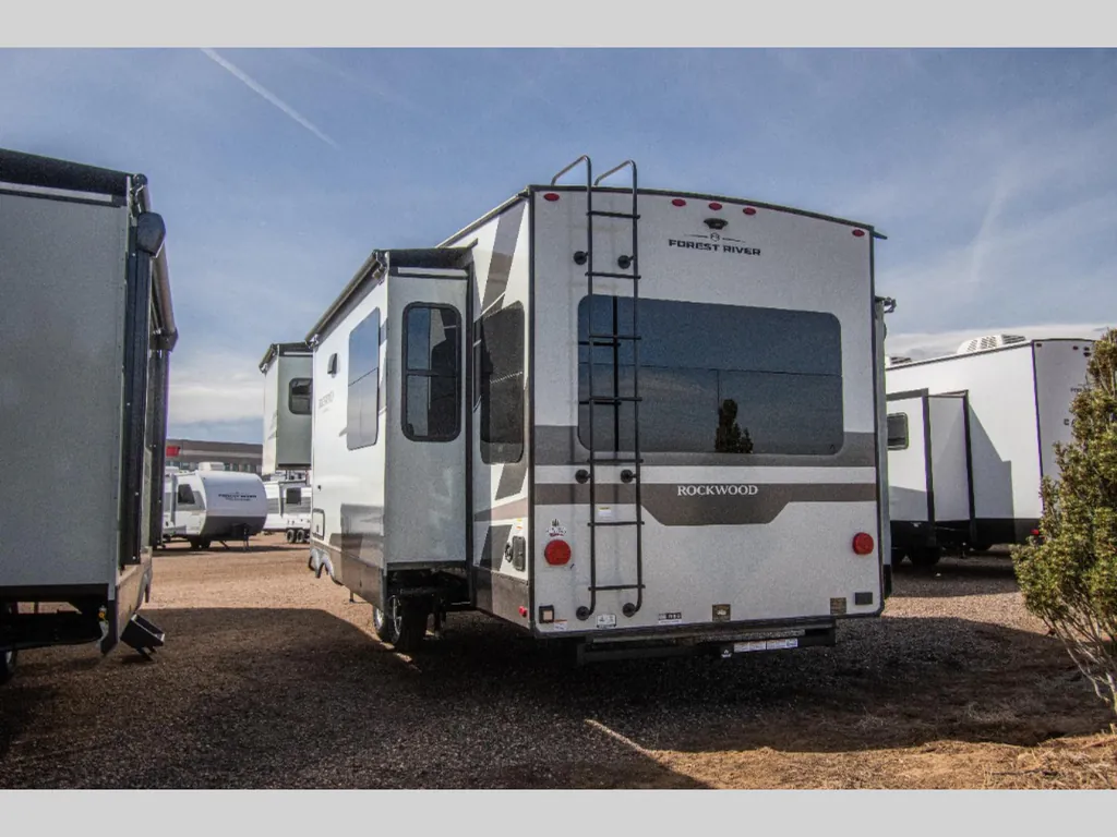 2026 Forest River Rockwood Signature R372RL, Photos photo 39