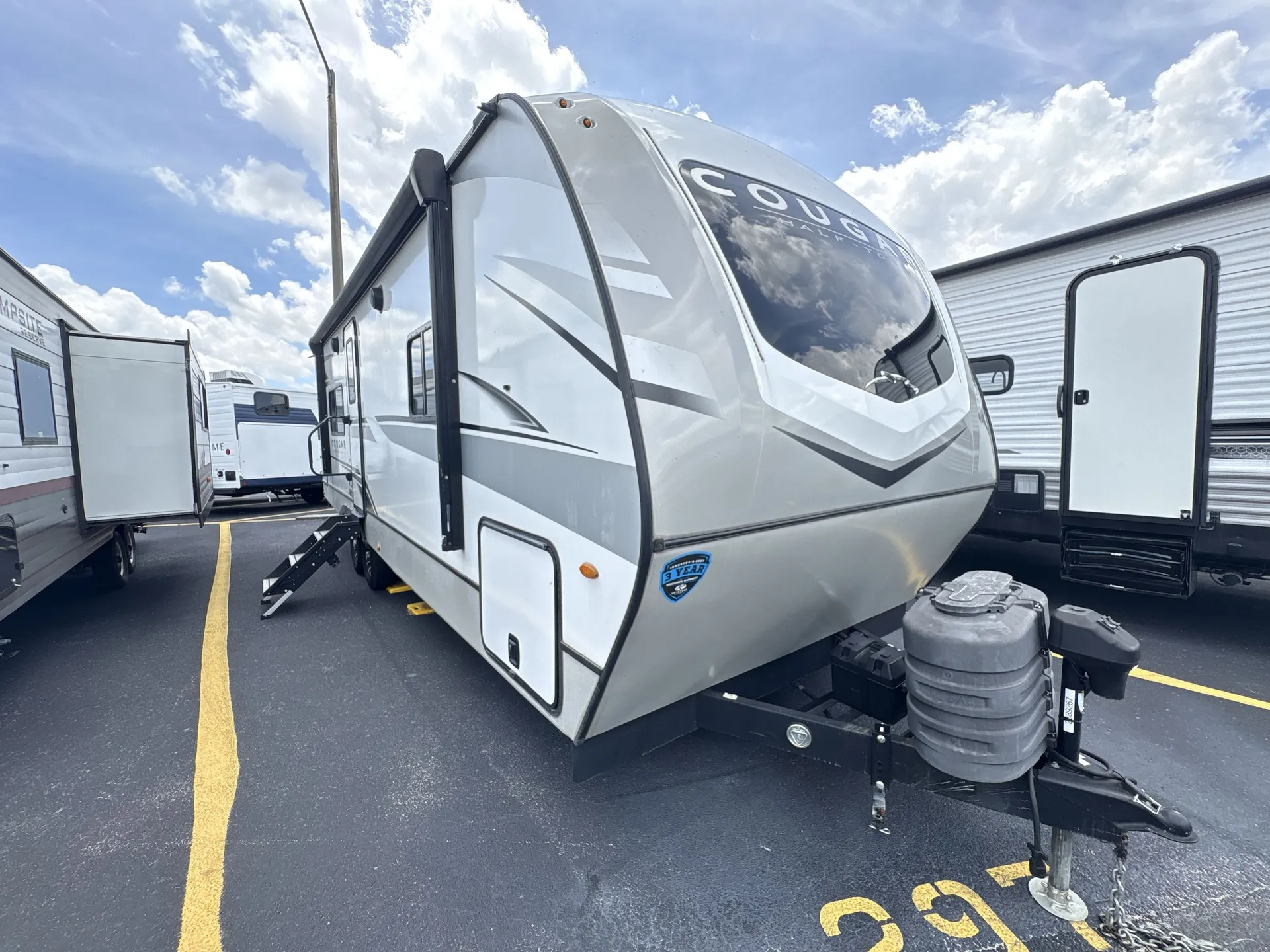 2024 Keystone Cougar Half-Ton 25MLE - Photo 2