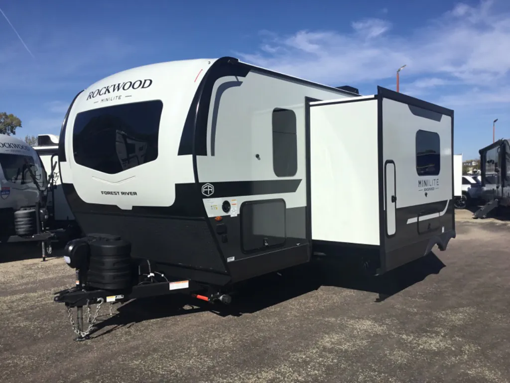 2027 Forest River Rockwood Mini Lite 2509S, Photos photo 2