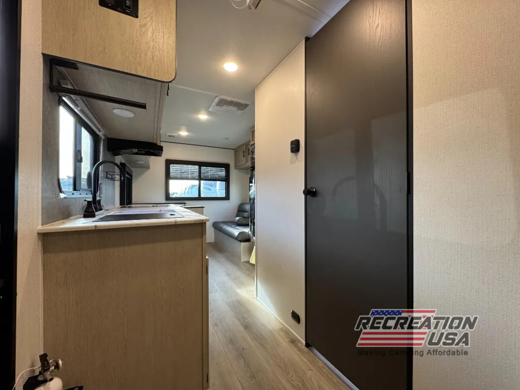 2026 Shasta RVs i-5 Edition 521CK, Photos photo 5