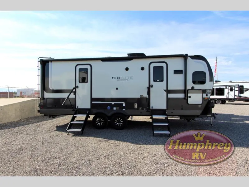 2026 Forest River Rockwood Mini Lite 2506FK - Photo 4