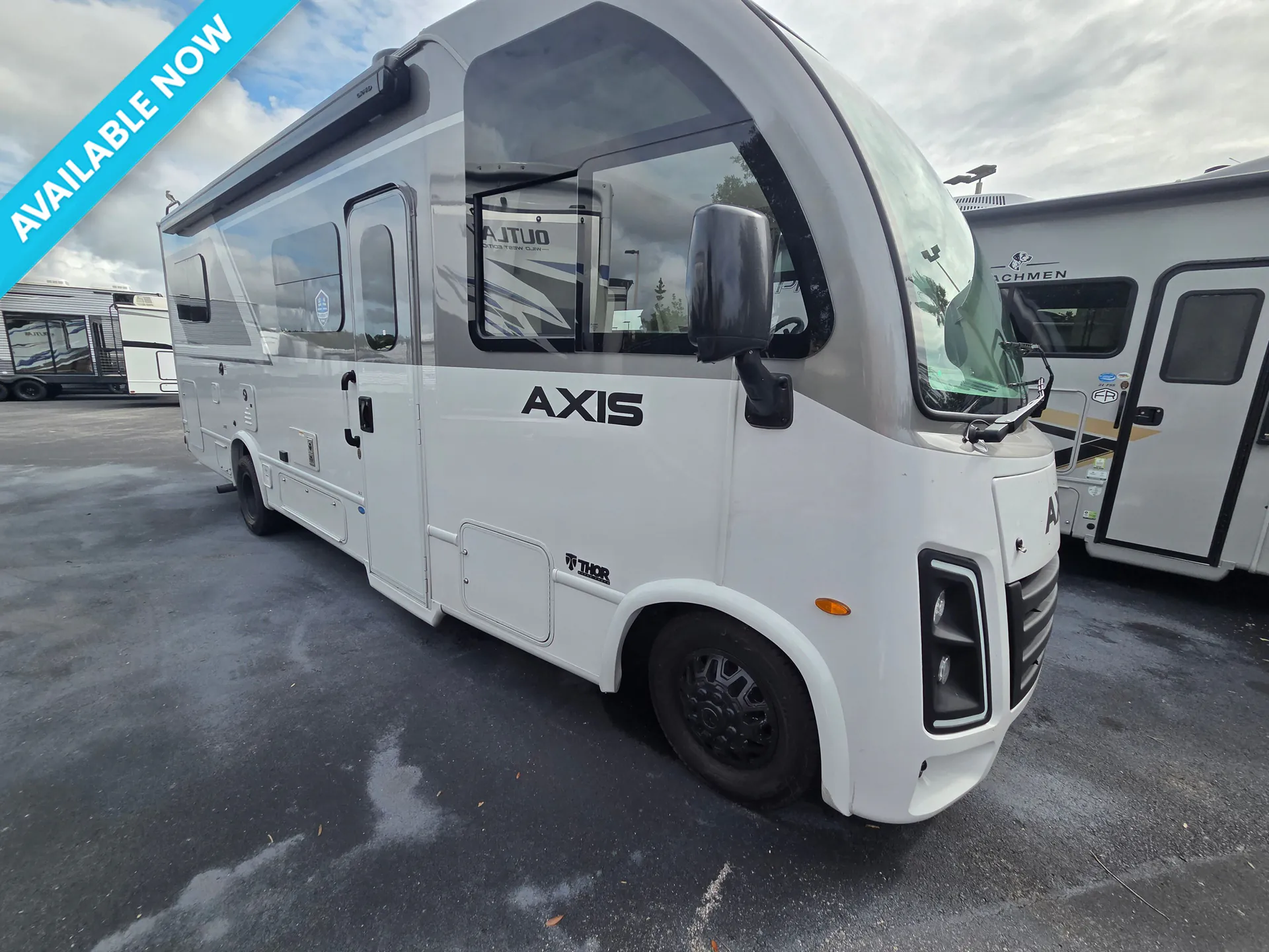 2026 Thor Motor Coach Axis 26.2