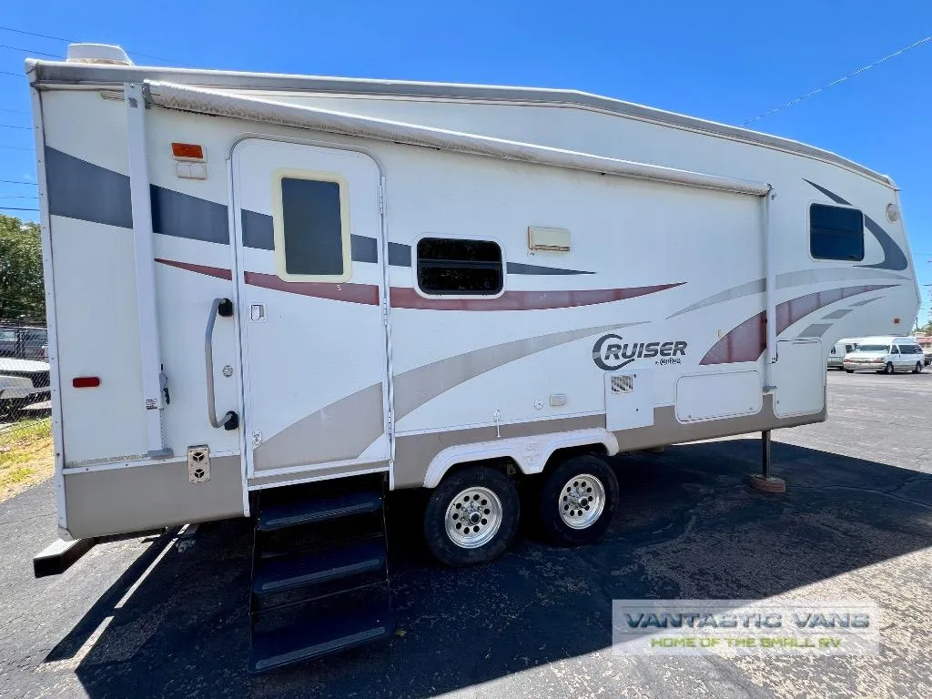 2005 CrossRoads RV Cruiser 25R5 - Photo 4