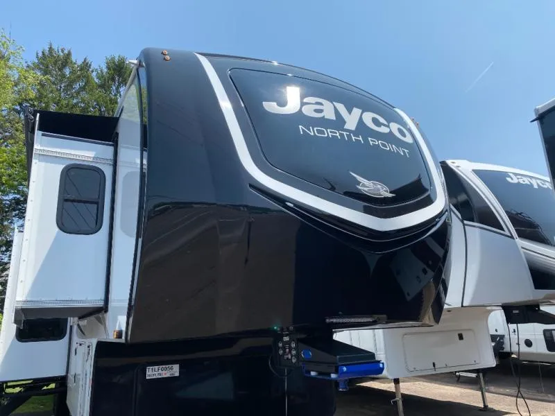 2026 Jayco North Point 382FLRB - Photo 4