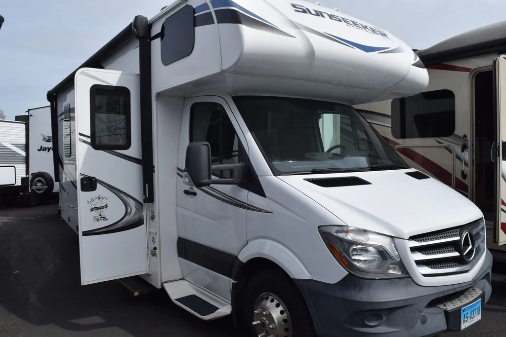 2020 Forest River Sunseeker MBS 2400R - Photo 3