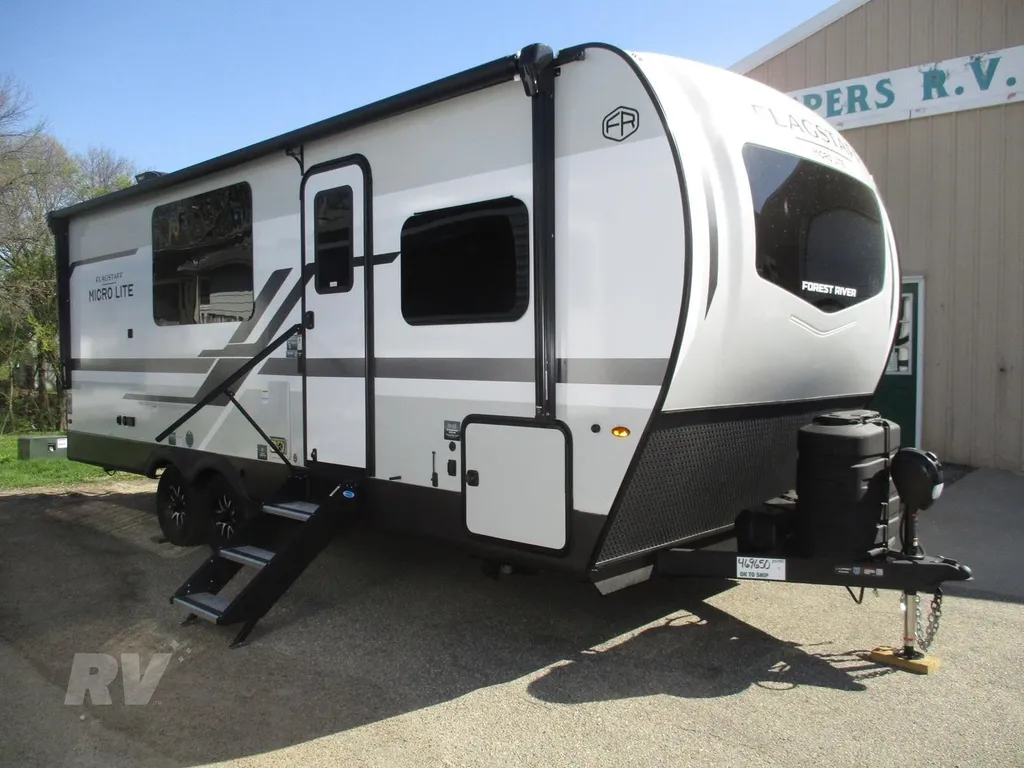 2026 Forest River Flagstaff Micro Lite 25FBD, Photos photo 2