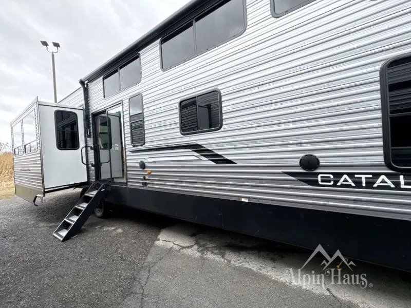 2026 Coachmen Catalina Destination Series 44CONDO - Photo 3
