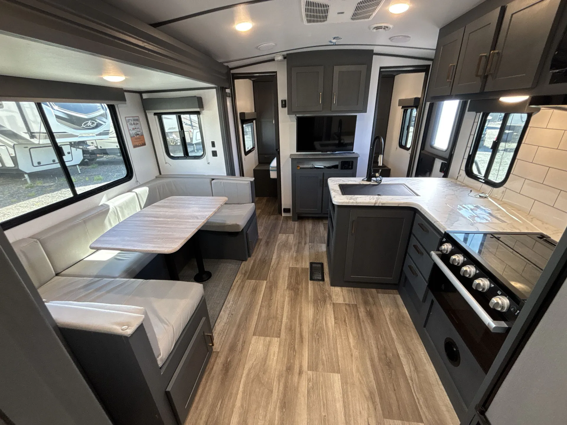 2022 Keystone Bullet 243BHSWE — living area main