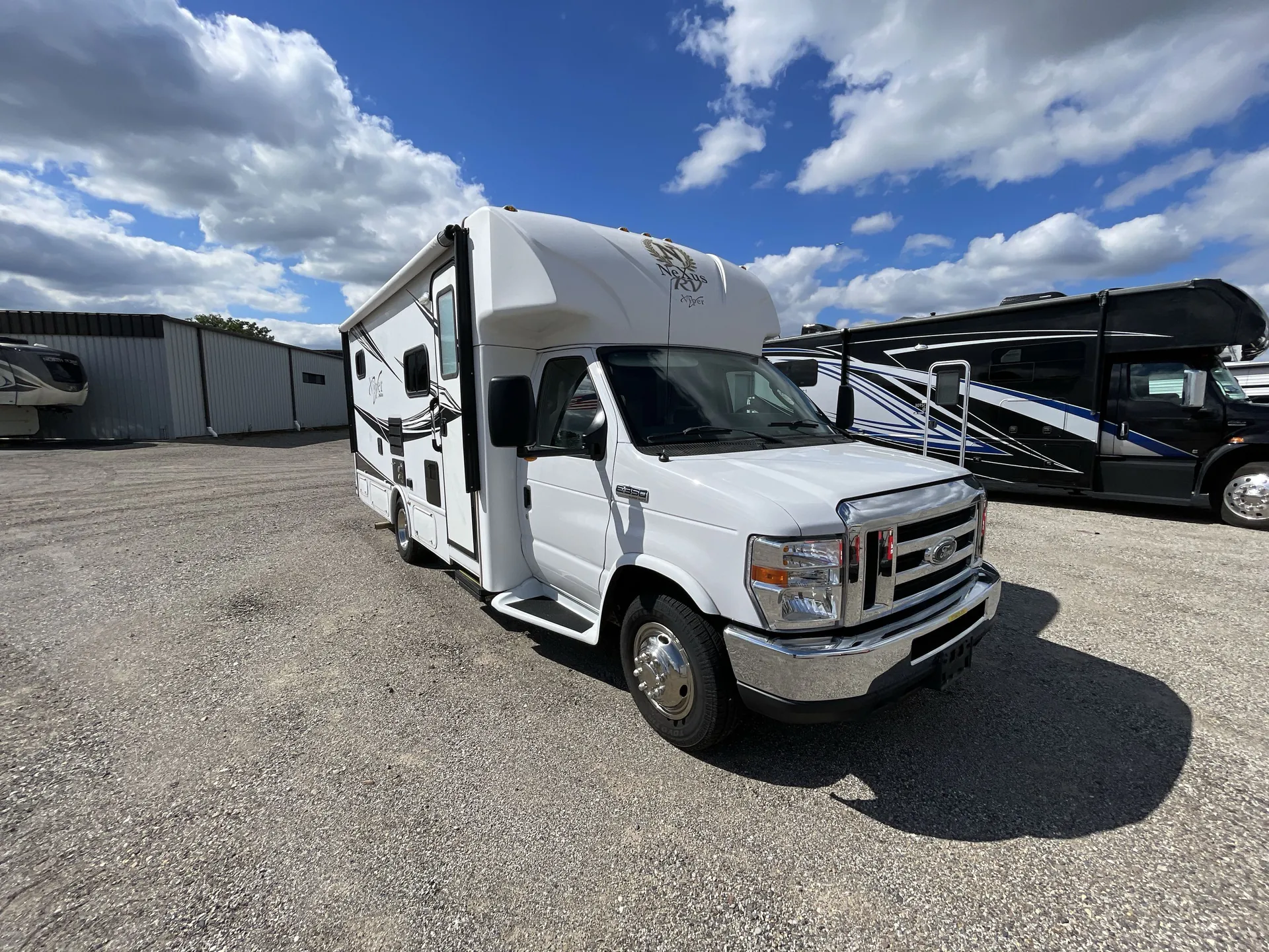 2020 Nexus Viper 25V - Photo 2