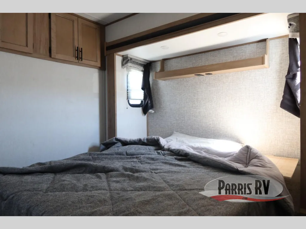 2023 Forest River Sabre 38RLH, Photos photo 37