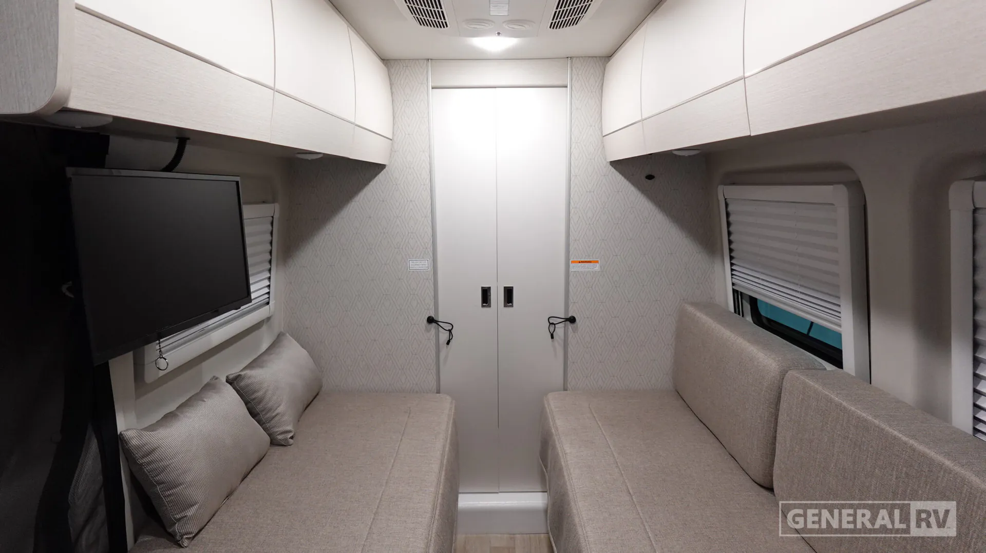 2027 Thor Motor Coach Sanctuary 19A - Photo 3