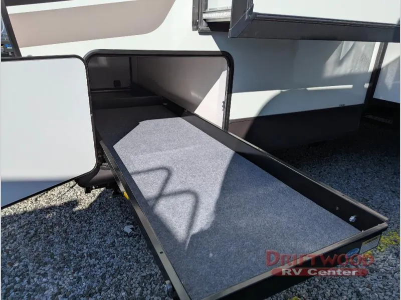 2026 Forest River Rockwood Ultra Lite 2606WS - Photo 3