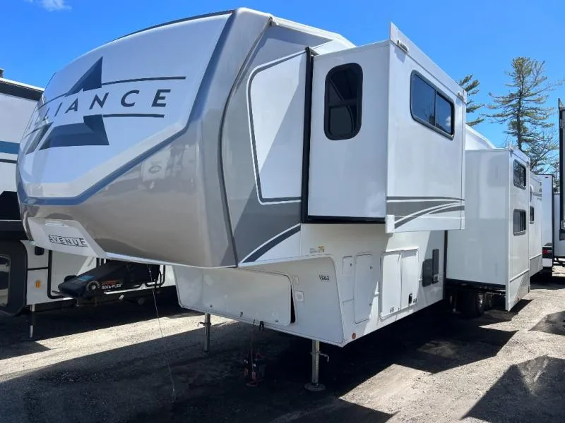 2026 Alliance RV Avenue 39MBR - Photo 2