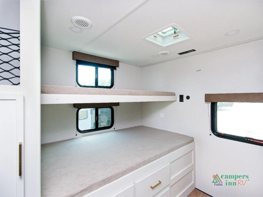 2027 Grand Design Transcend 335BHT, Photos photo 22