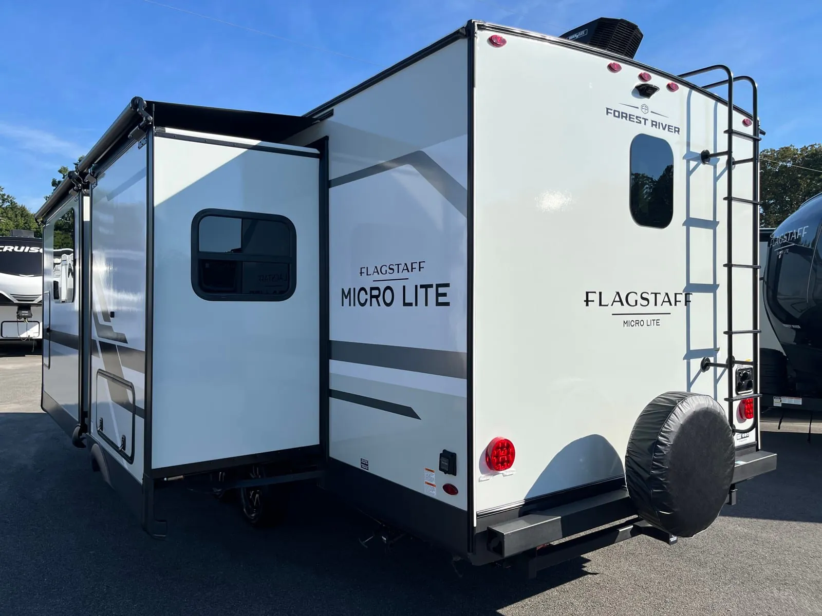 2027 Forest River Flagstaff Micro Lite 25MBR - Photo 4
