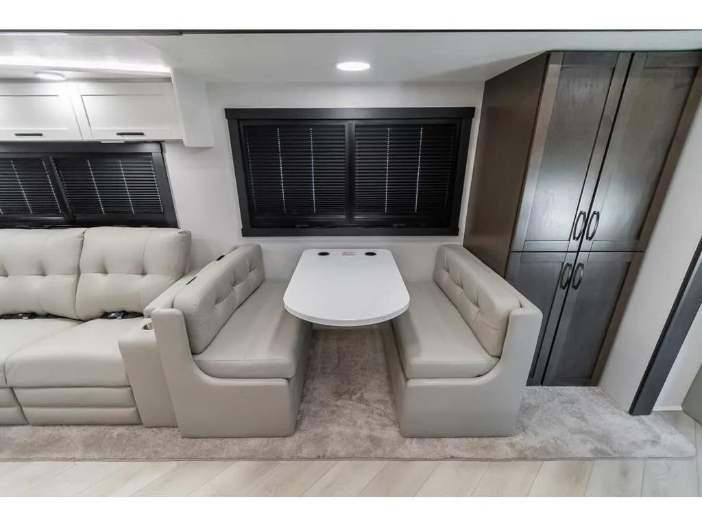 2027 Entegra Coach Accolade 37K, Photos photo 9
