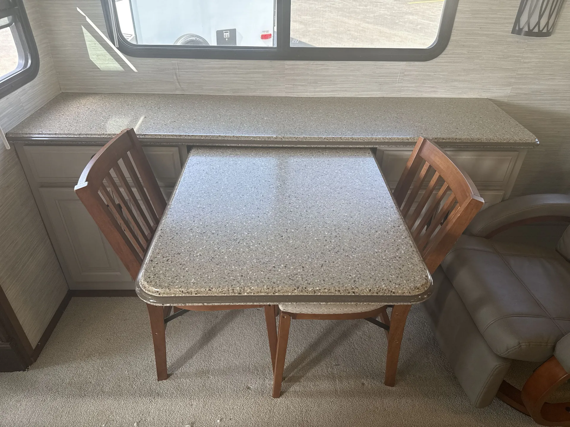2014 Fleetwood Discovery 40G — living area main
